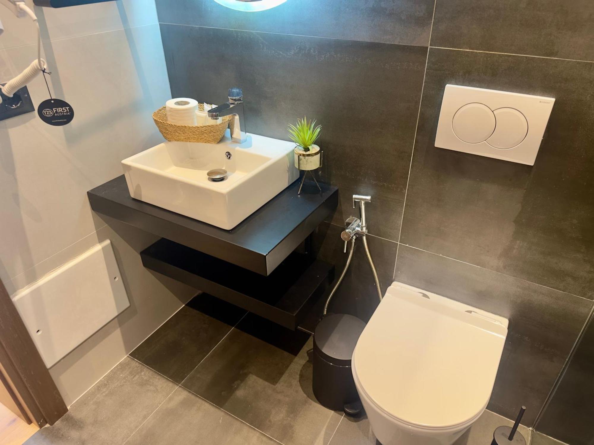 Elmar Comfort Vlorë Εξωτερικό φωτογραφία