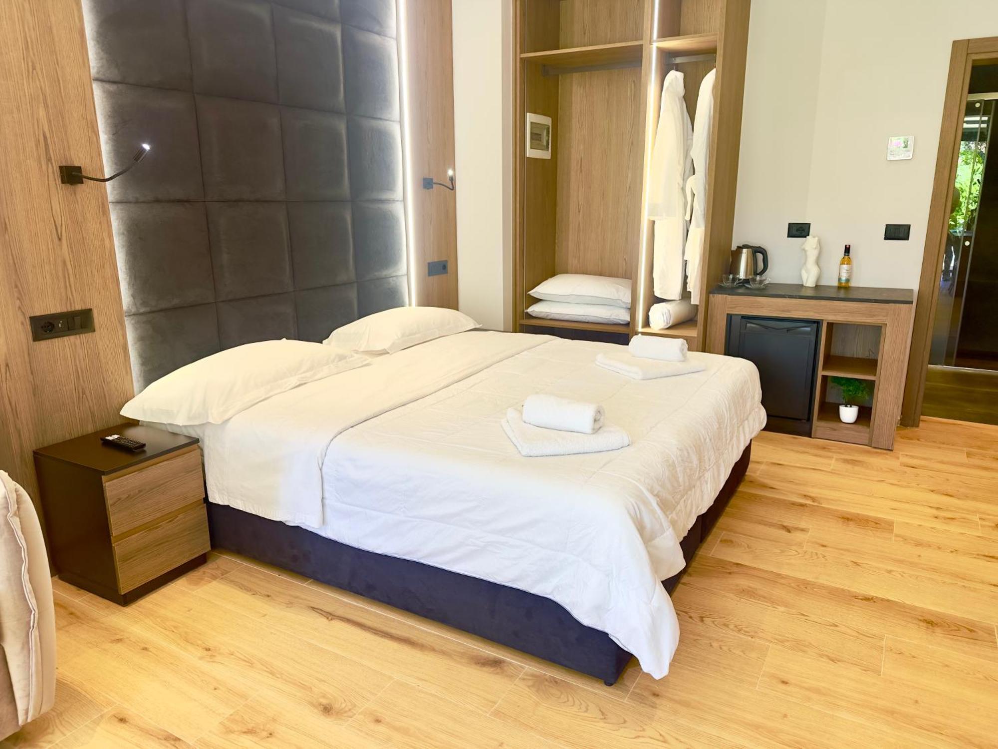 Elmar Comfort Vlorë Εξωτερικό φωτογραφία